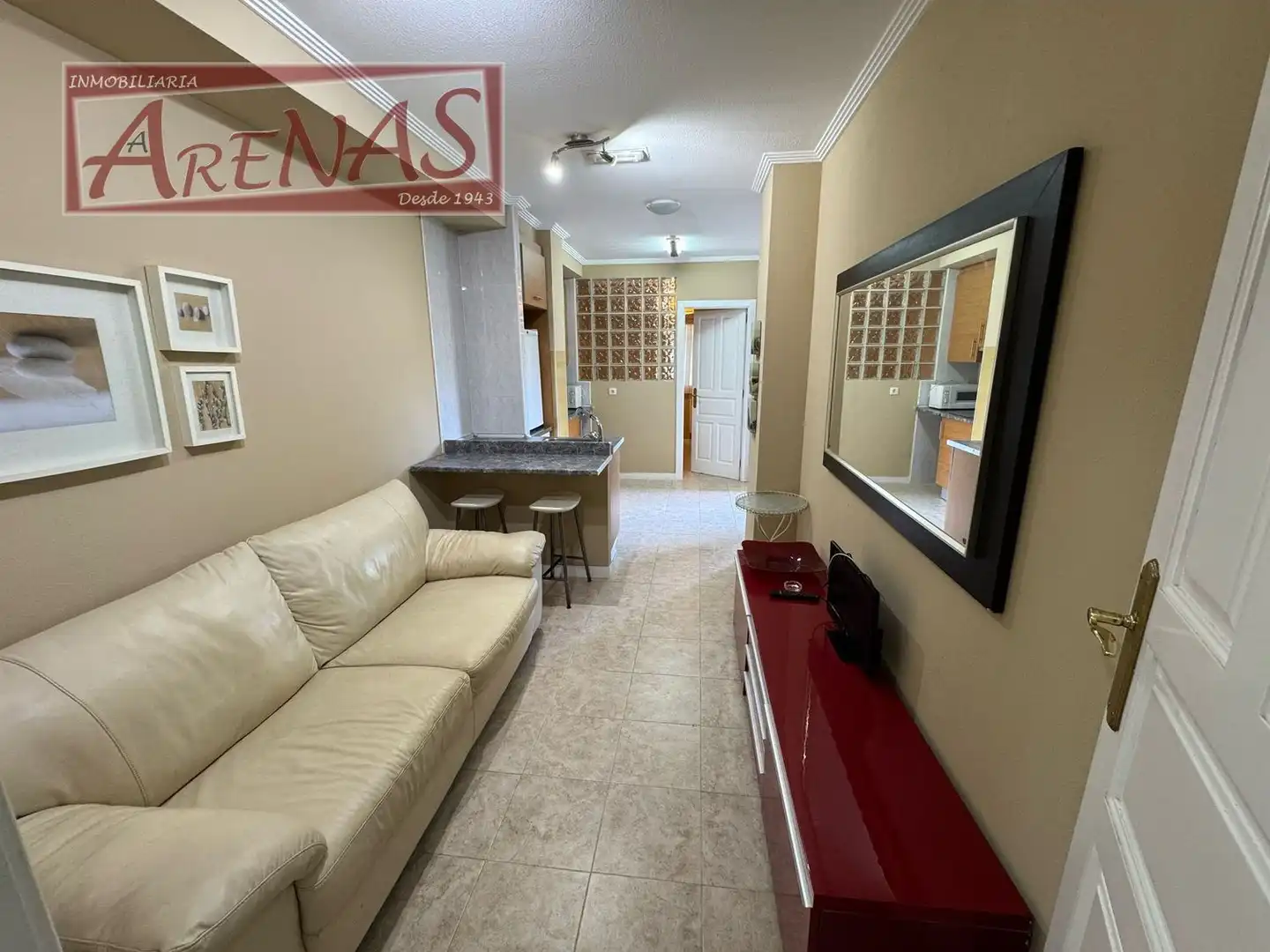 Vista exterior de Apartament en venda en Laredo amb Calefacció, Jardí privat i Moblat