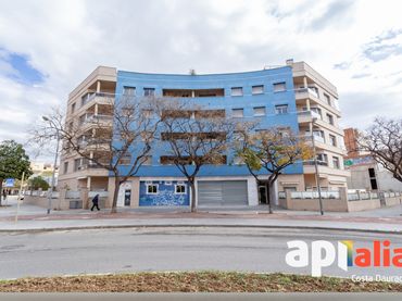 Wohnung mit Balkon zum Verkauf in Avinguda de la Llosa