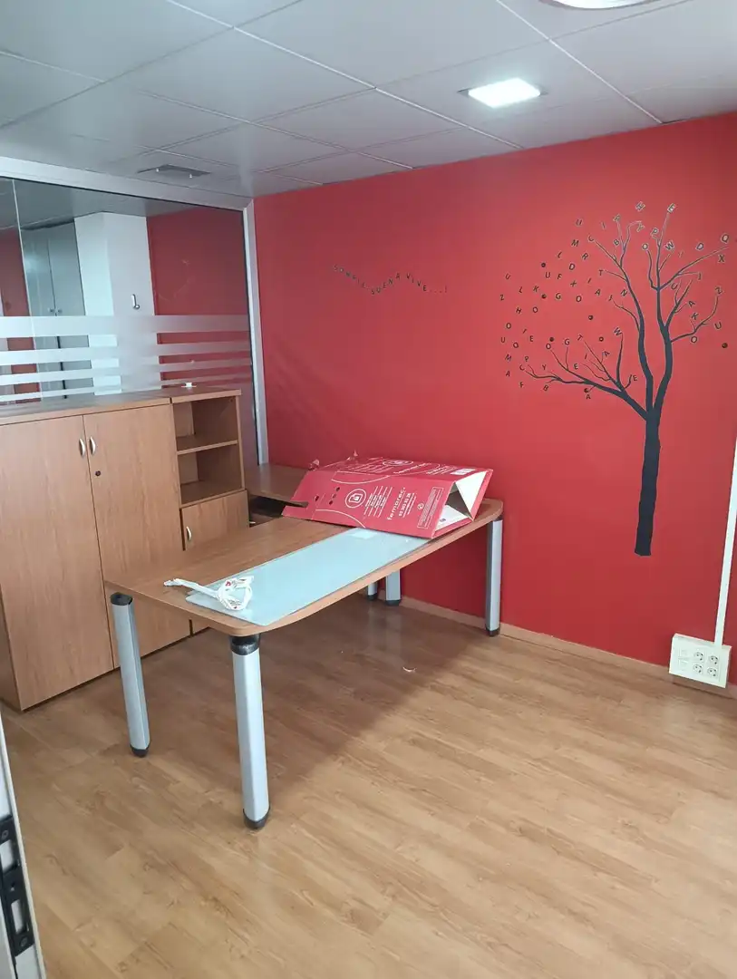 Office for rent in Murcia  with Air Conditioner