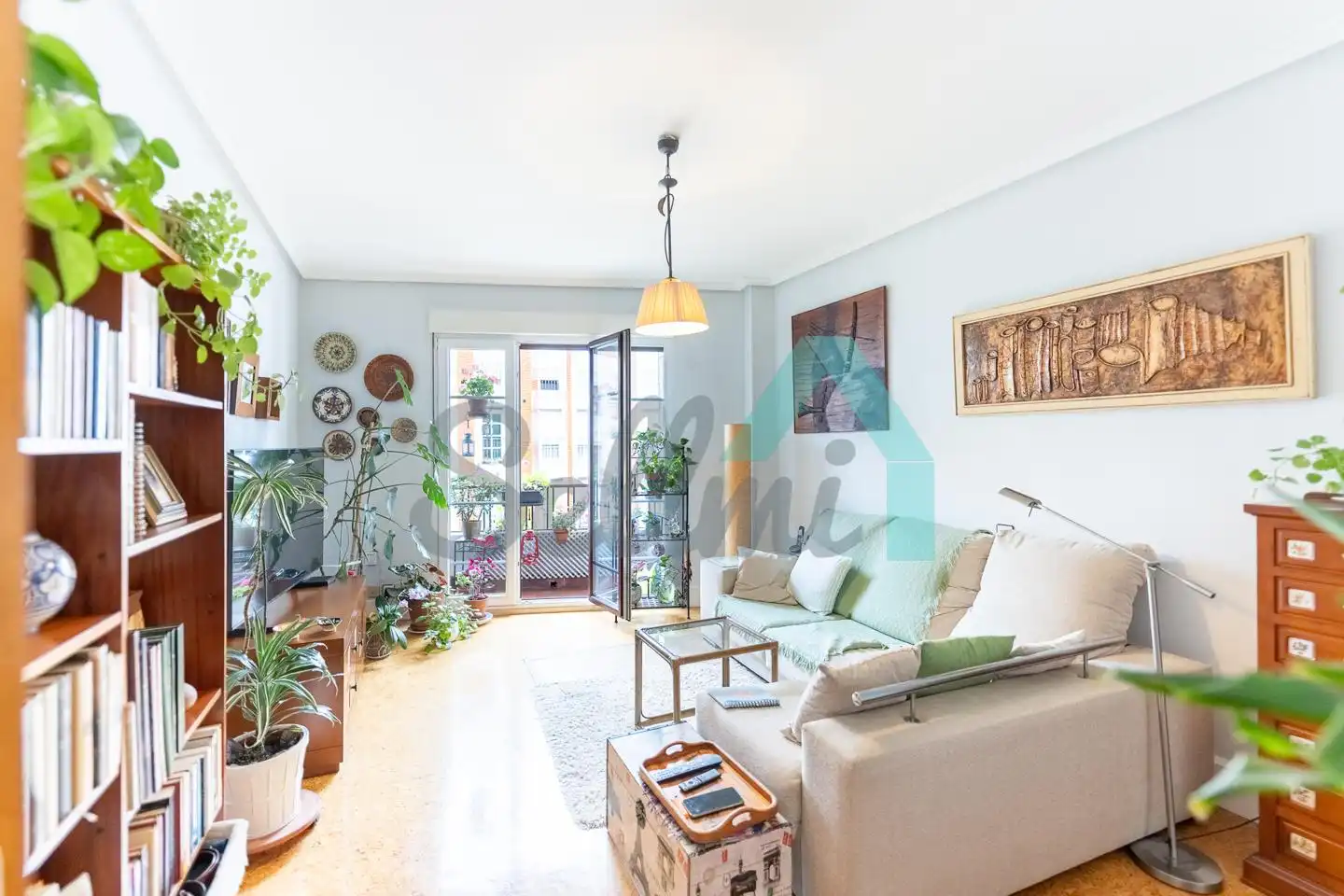 Flat with terrace for sale in Enrique Martínez