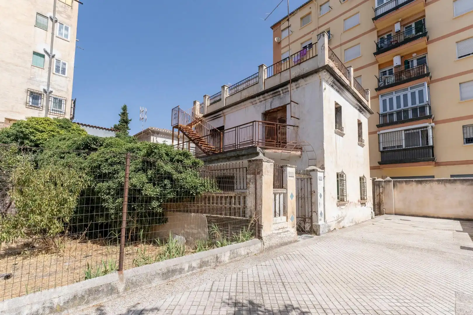 Lands and plots for sale in Calle Florencia 0