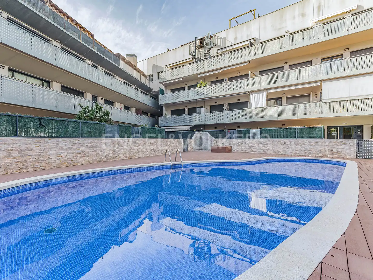 Swimming pool of Flat for sale in El Vendrell  with Air Conditioner, Heating and Private garden