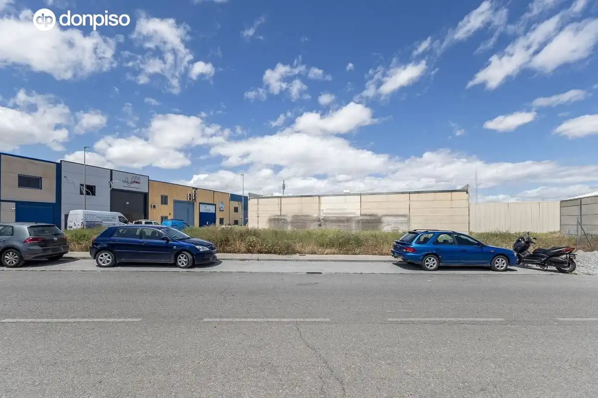 Industrial land for sale in Paseo de las Andás 11, imagen 3