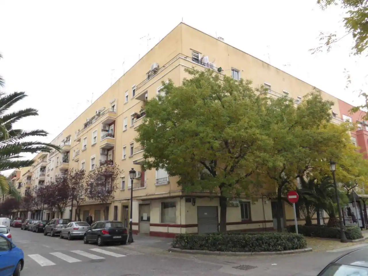 Exterior view of Flat for sale in  Valencia Capital  with Air Conditioner