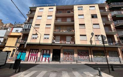 Vista exterior de Pis de lloguer en  Granada Capital amb Terrassa i Balcó