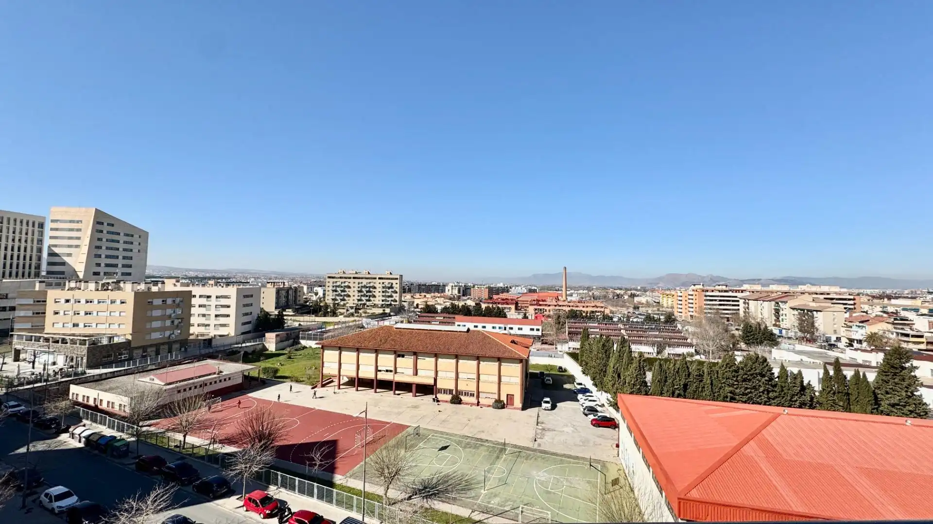 Flat for sale in Avenida Avenida de la Ilustración, 85, Campus de la Salud