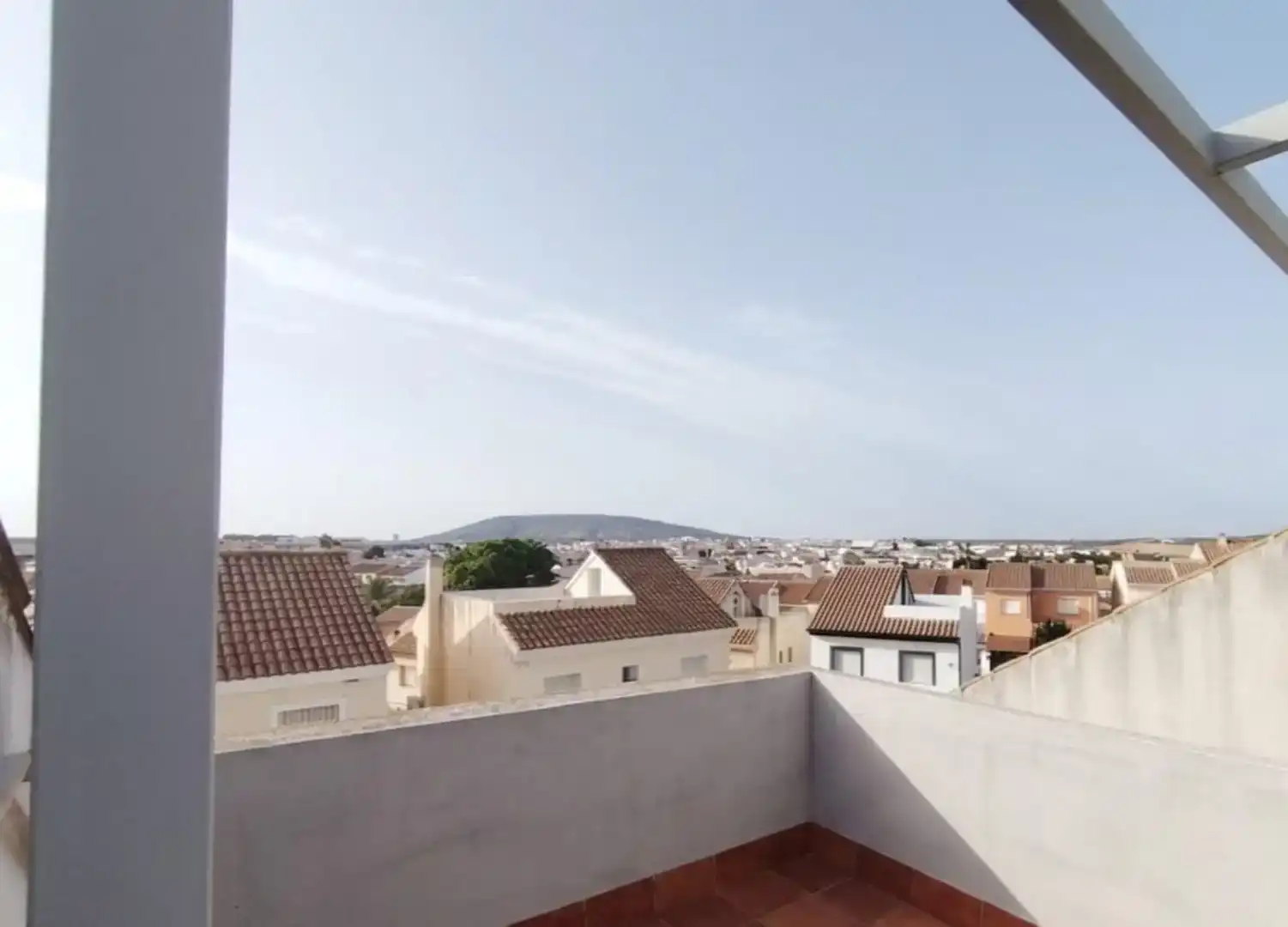 Vista exterior de Casa o xalet en venda en Mollina amb Aire condicionat, Piscina i Balcó