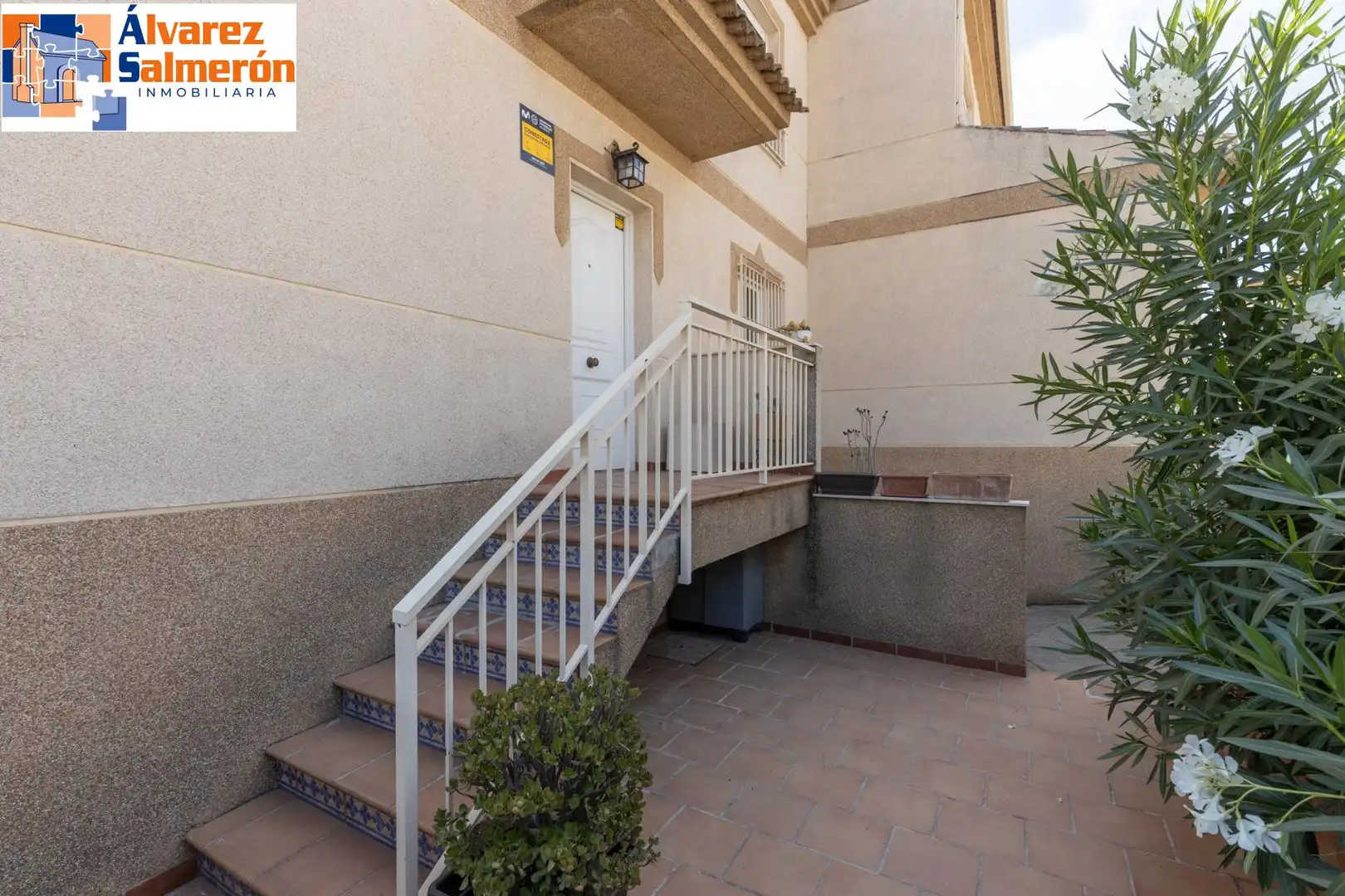 Terraced house with pool for sale in BAZANAS, imagen 2