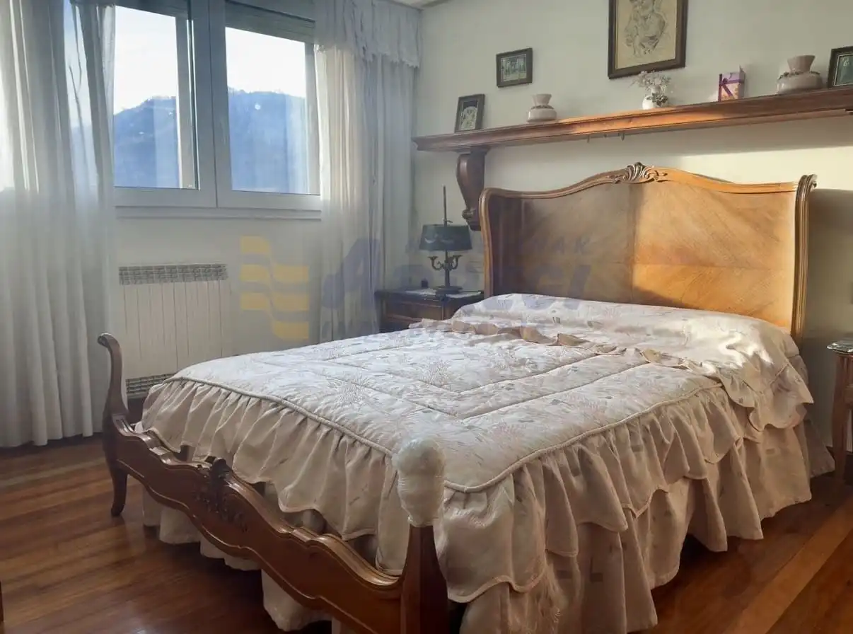 Habitación de Piso en venta en Eibar con Calefacción