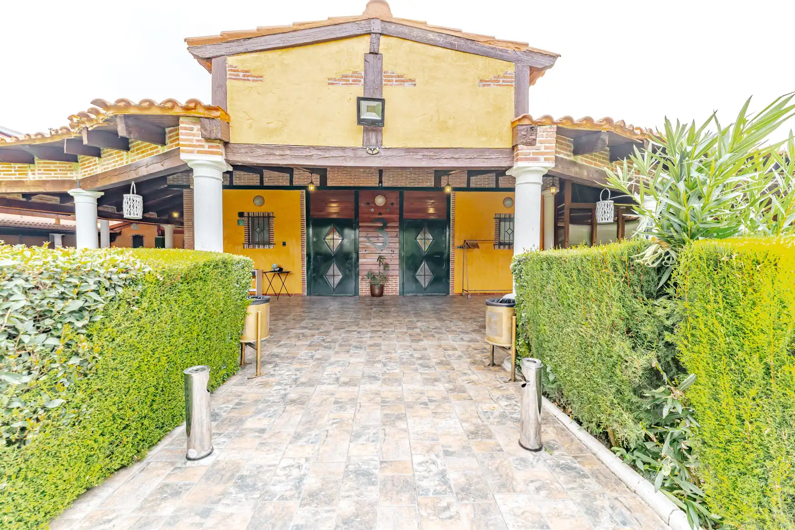 Finca rústica en venta en Laguna de Duero con Aire acondicionado, Calefacción y Jardín privado