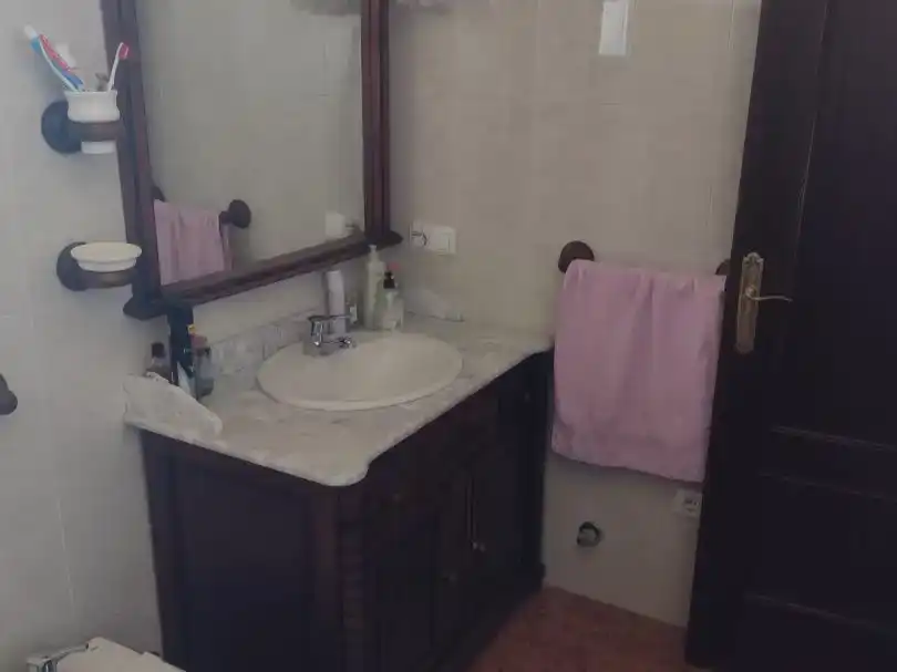 Bany de Casa adosada en venda en Ronda amb Traster i Moblat
