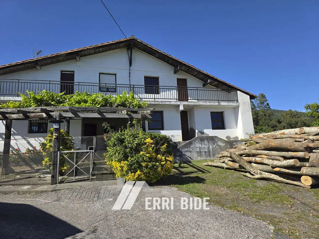 Country house zum Verkauf in Maruri-Jatabe mit Privatgarten und Abstellraum