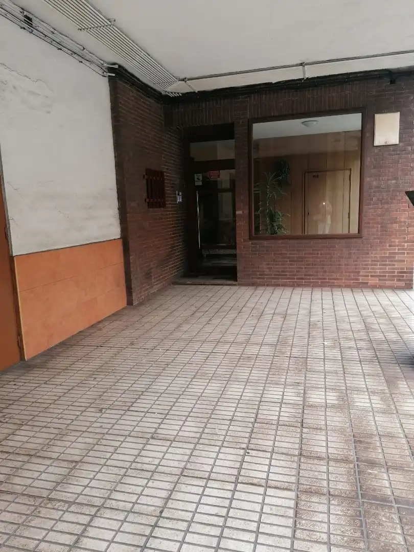 Parking de Piso en venta en Gijón  con Calefacción, Terraza y Trastero