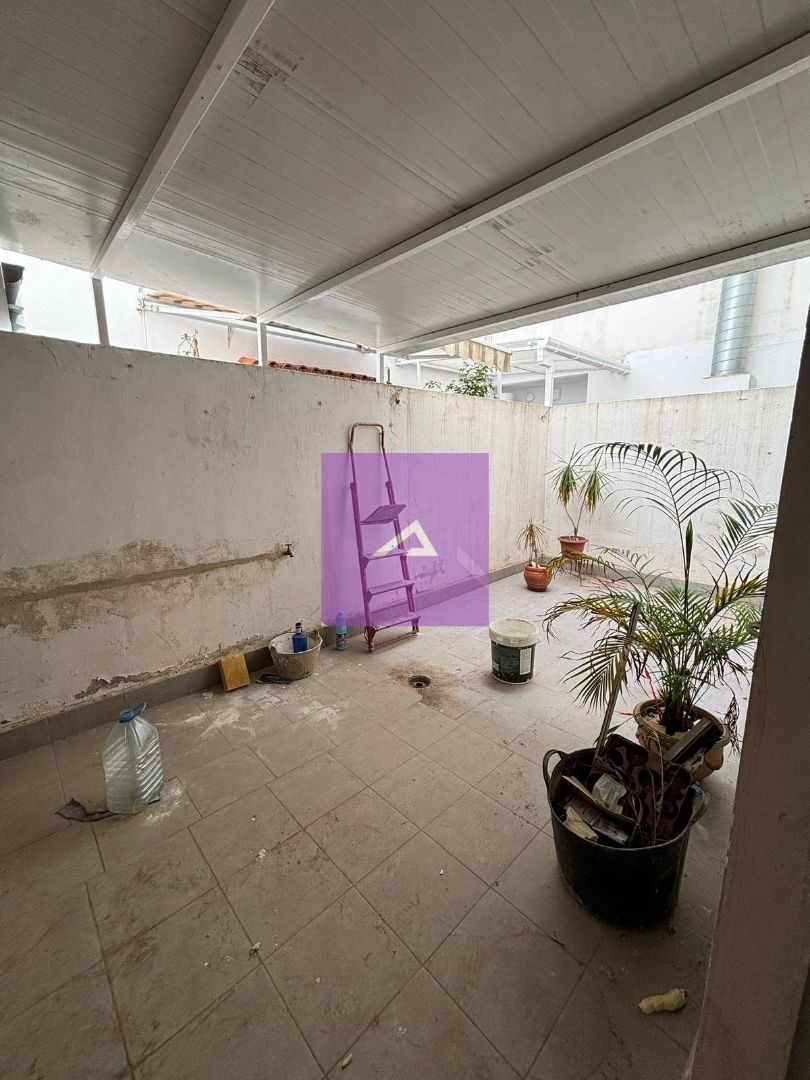 Flat for sale in Carlet  with Air Conditioner and Balcony