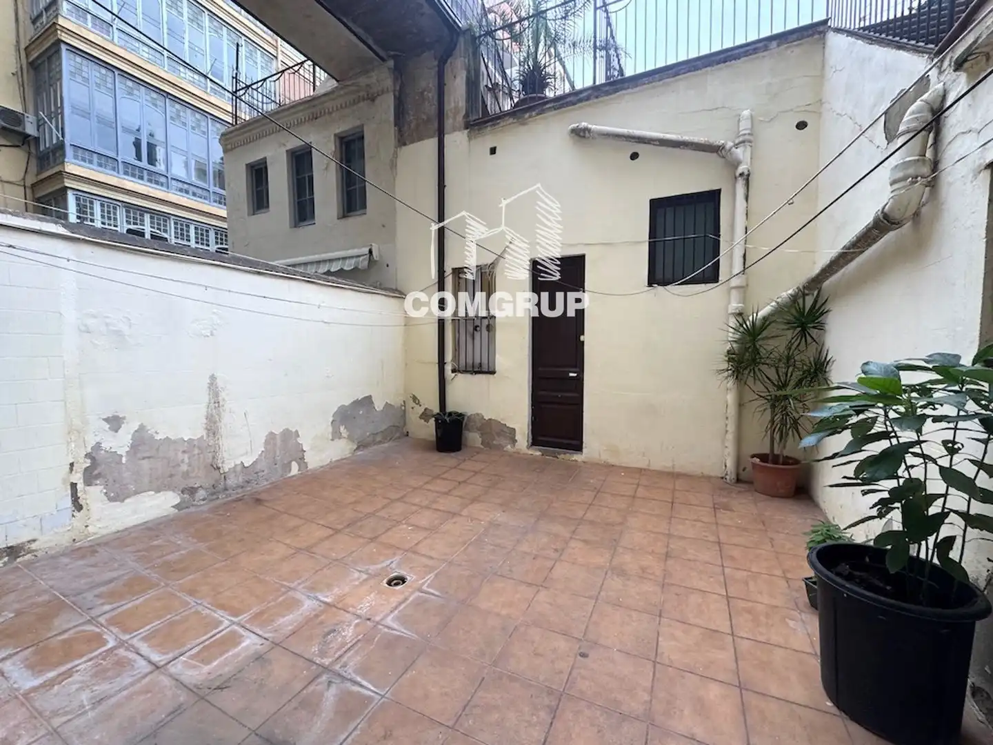 Terrace of Commercial properties for transfer in Barcelona
