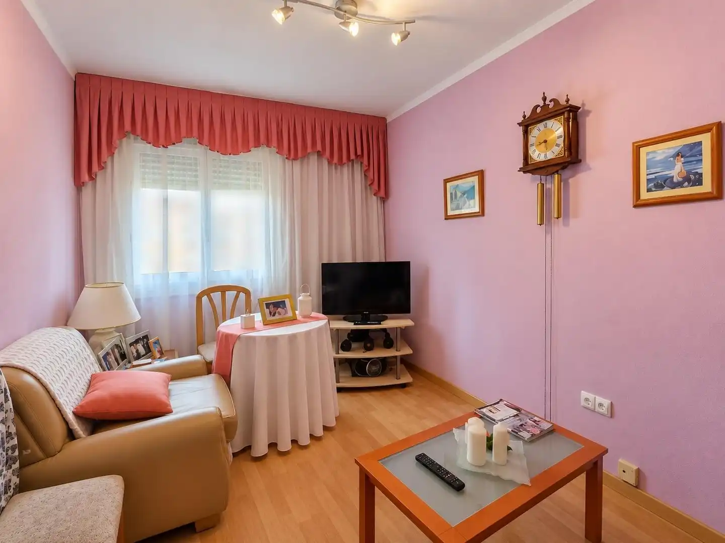 Flat with terrace for sale in Cerdanyola, imagen 5