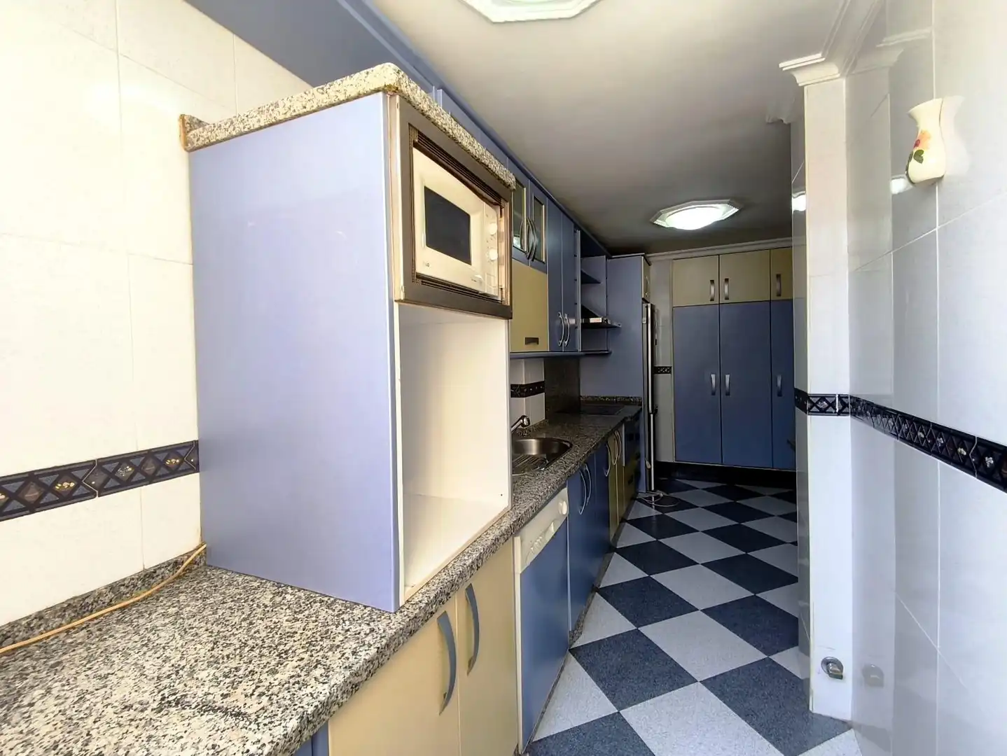 Kitchen of Flat for sale in San Fernando  with Air Conditioner