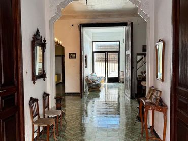 Casa con balcón en venta en Favara