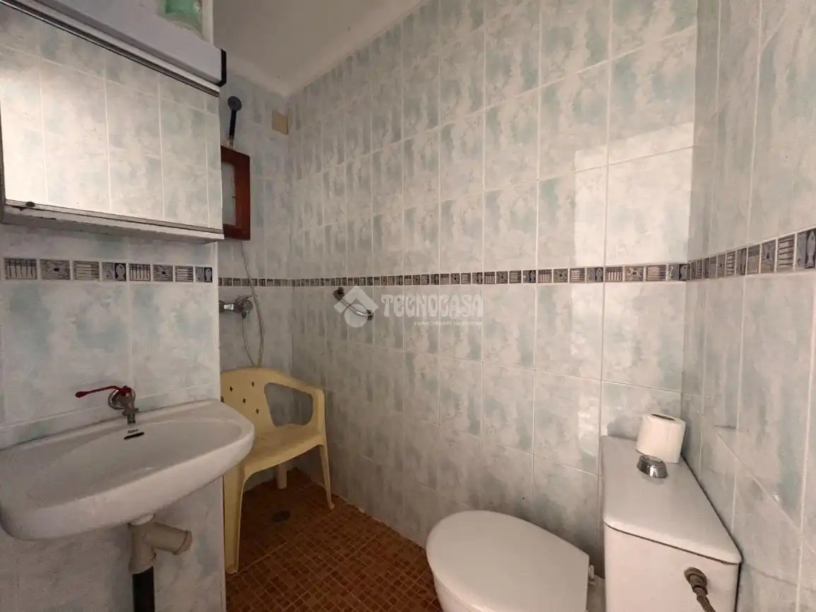 Baño de Casa adosada en venta en Ardales con Amueblado y Balcón