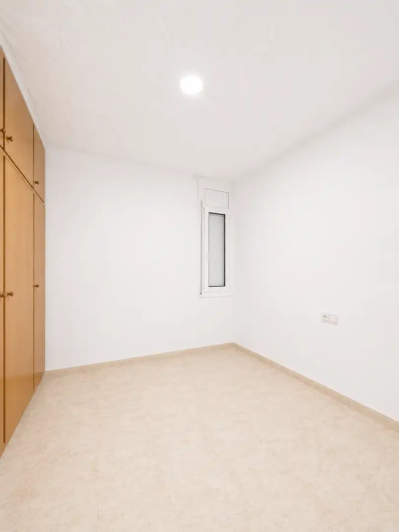Bedroom of Flat for sale in Sabadell  with Balcony