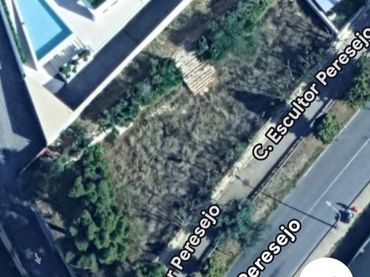 Terreno residencial en venta en escultor peresejo 9