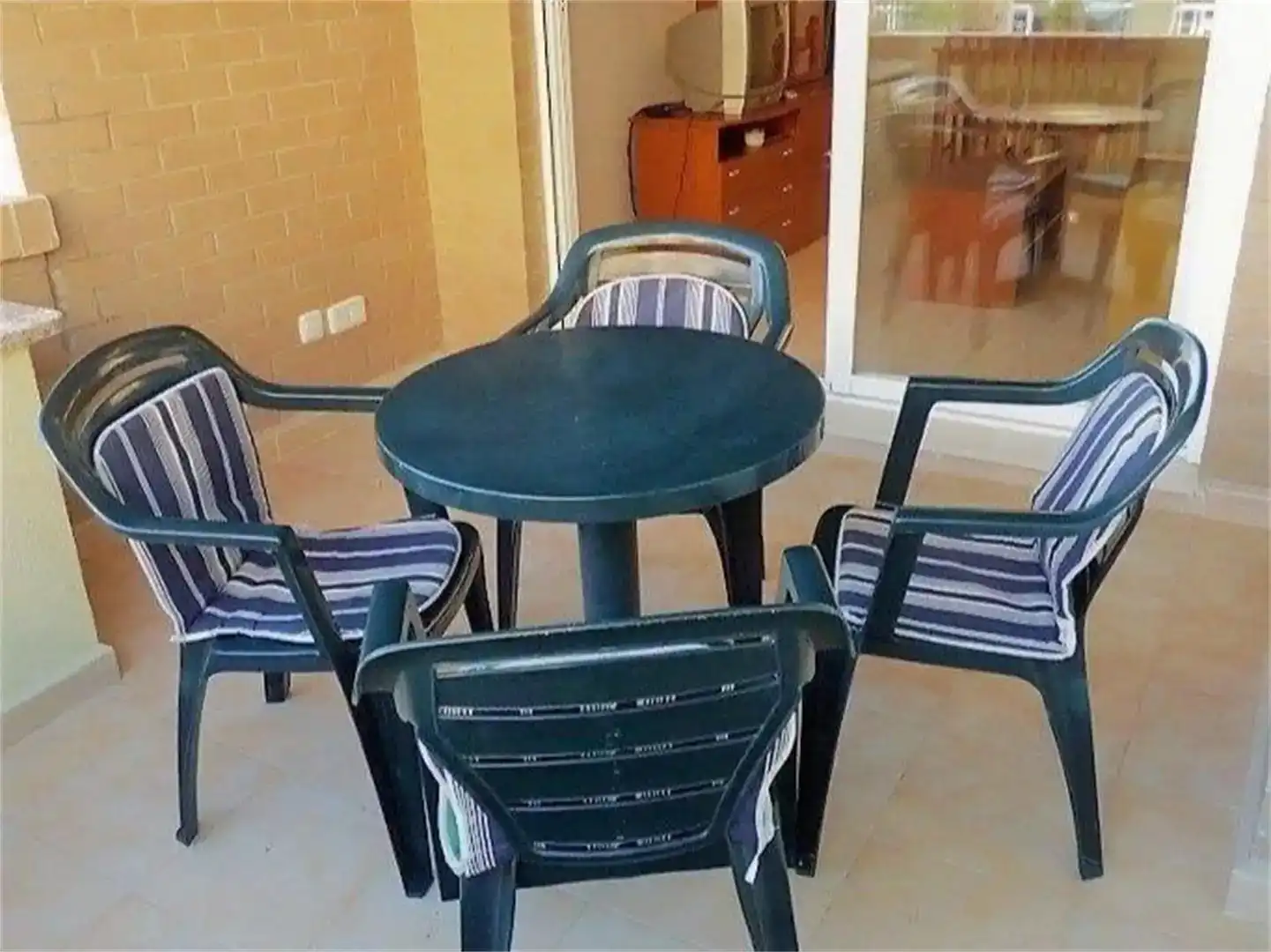 Terrasse von Wohnungen zur Miete in Oropesa del Mar / Orpesa mit Klimaanlage, Privatgarten und Schwimmbad