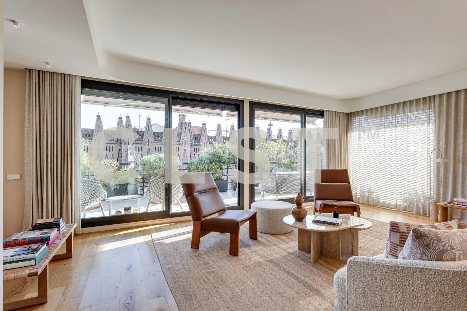 Wohnzimmer von Dachboden zur Miete in Barcelona mit Klimaanlage, Heizung und Parkett