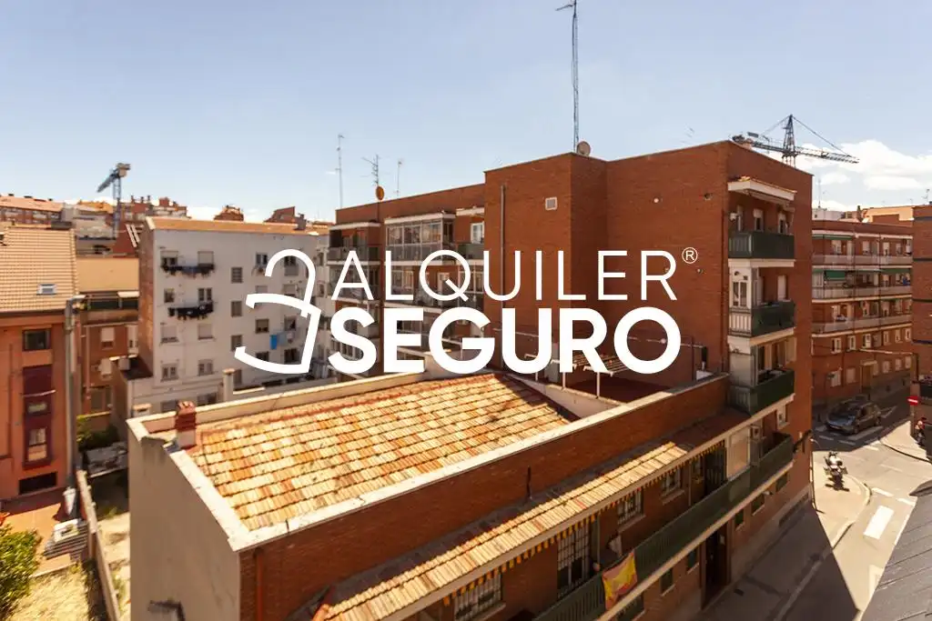 Vista exterior de Ático de alquiler en Madrid con Aire acondicionado, Calefacción y Trastero