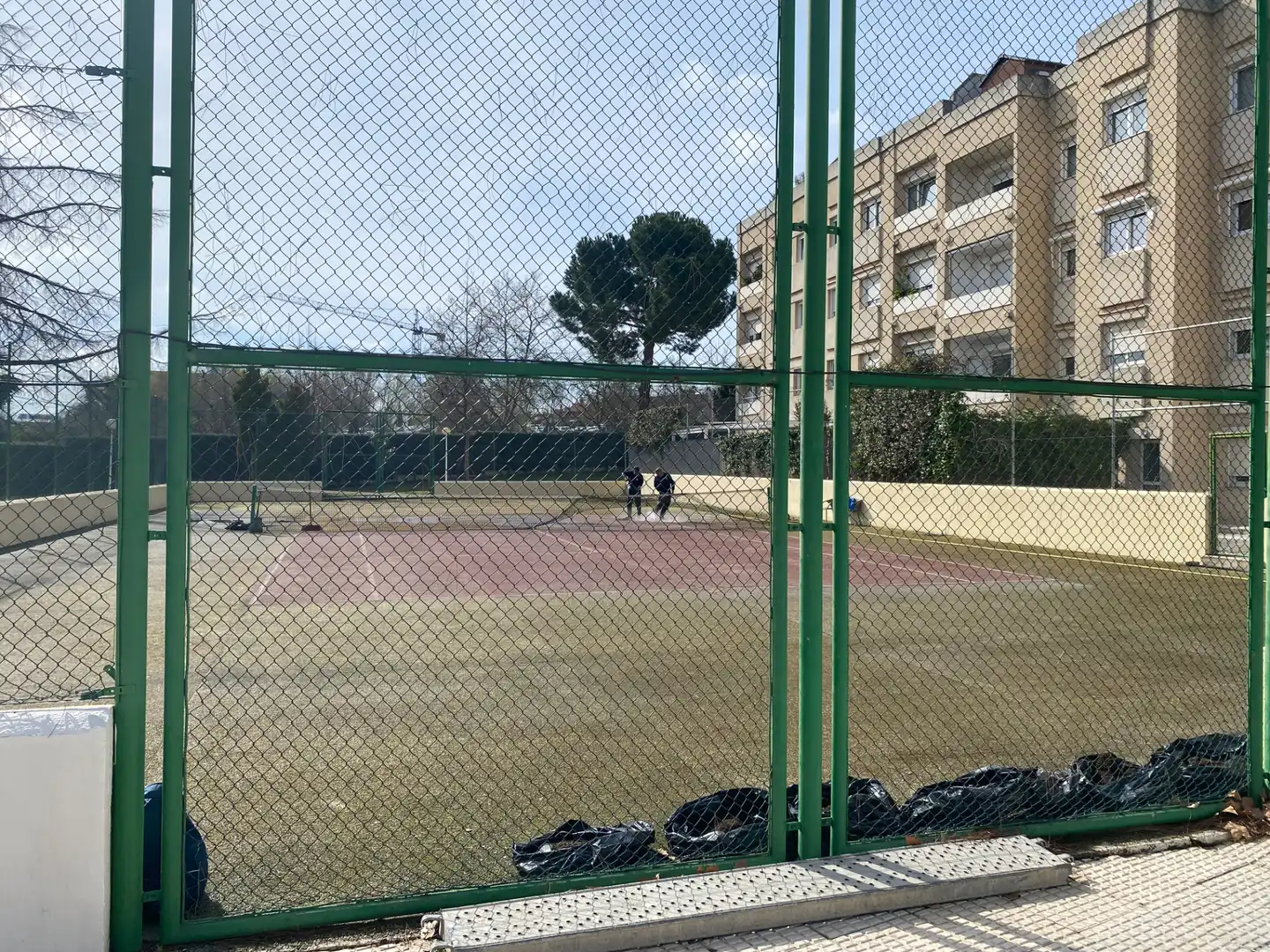 Parking de Planta baja en venta en Pozuelo de Alarcón con Calefacción, Terraza y Horno