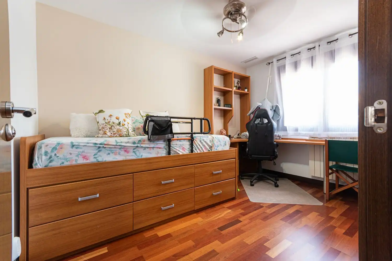 Bedroom of Detached homes for sale in Fuenlabrada  with Air Conditioner, Heating and Storage room