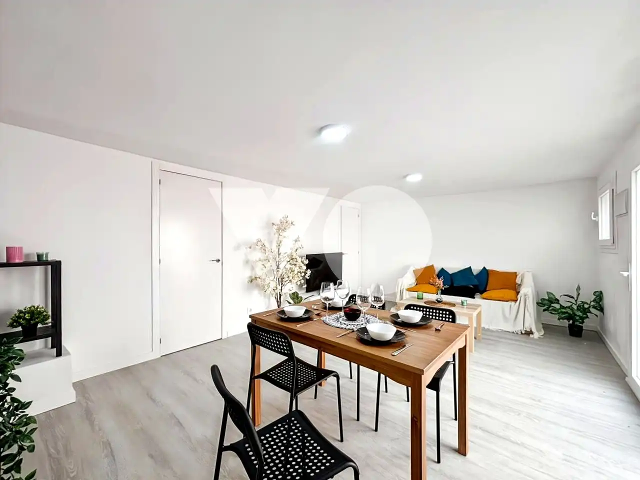 Comedor de Planta baja en venta en Madrid con Calefacción