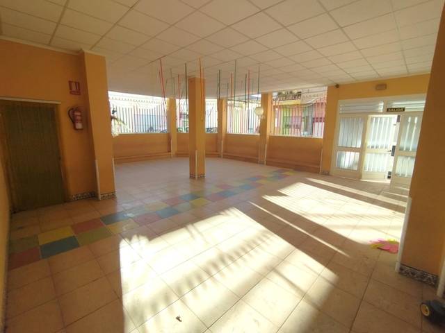Local comercial en Venta en Churra