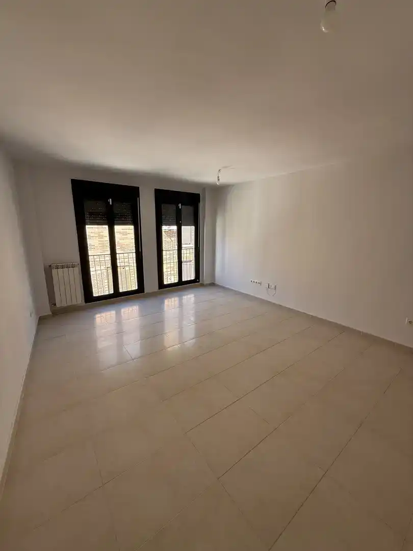 Living room of Flat for sale in Valdemoro  with Air Conditioner and Balcony