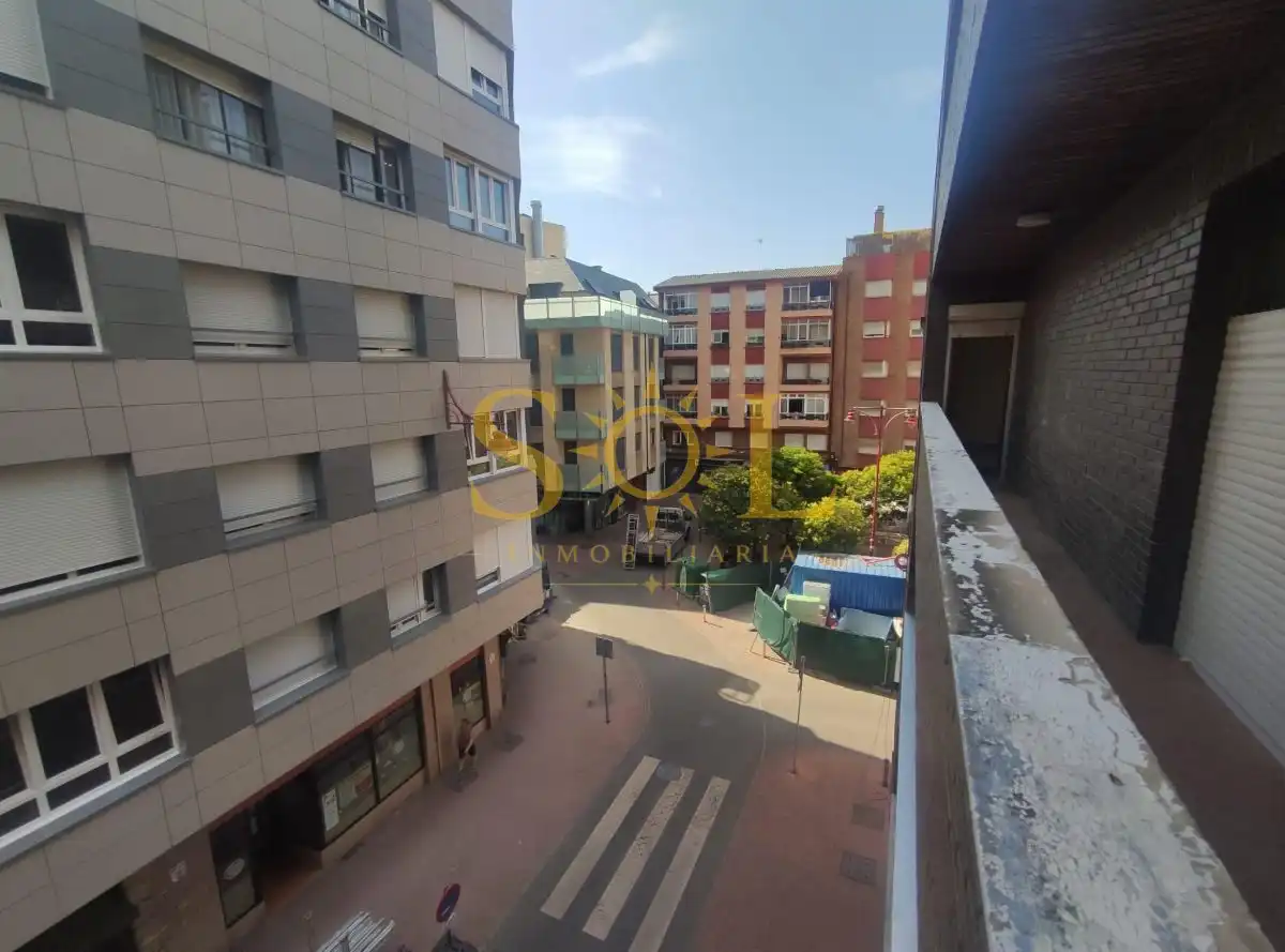 Pis amb terrassa en venda a Calle Monasterio, imagen 128