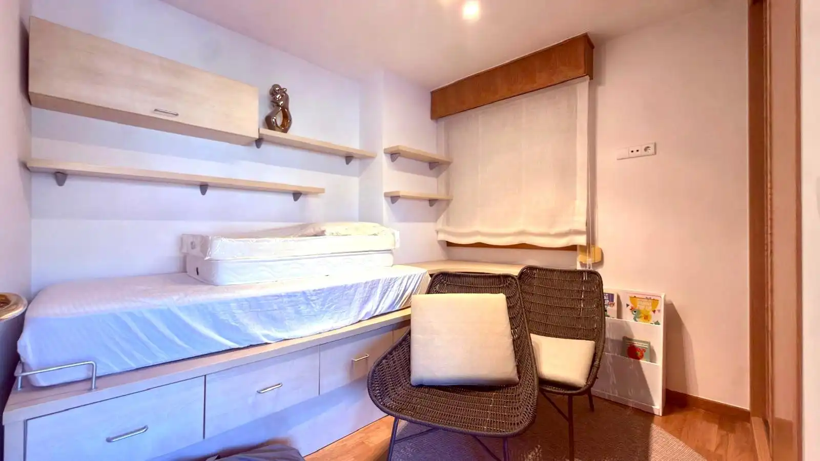 Habitación de Dúplex en venta en Ourense Capital  con Aire acondicionado, Calefacción y Terraza