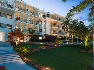 Penthouse mit Pool zum Verkauf in Estepona Pueblo