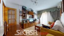 Living room of Flat for sale in Parla  with Air Conditioner and Terrace