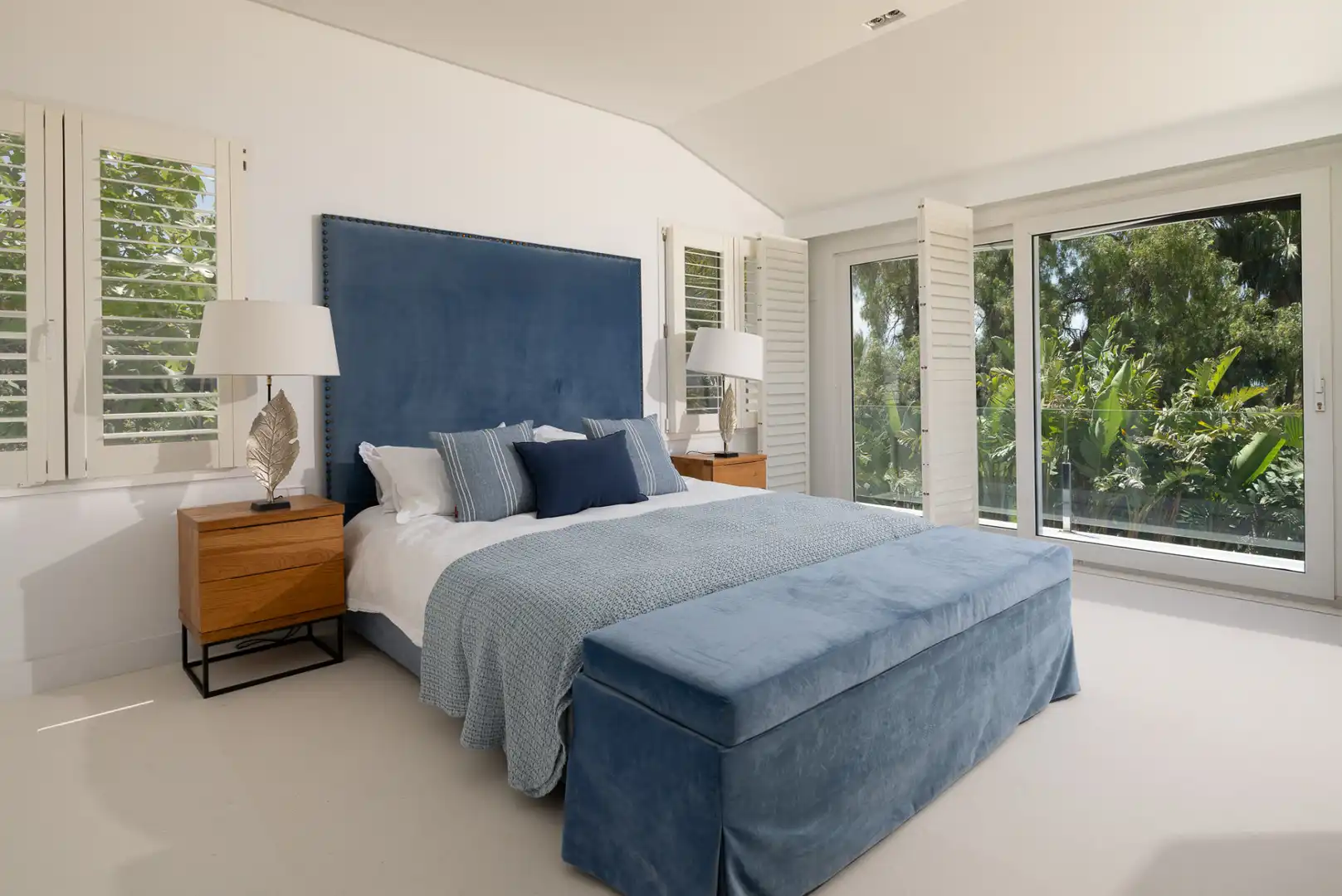 Schlafzimmer von Haus oder Chalet zum Verkauf in Marbella mit Klimaanlage, Privatgarten und Terrasse