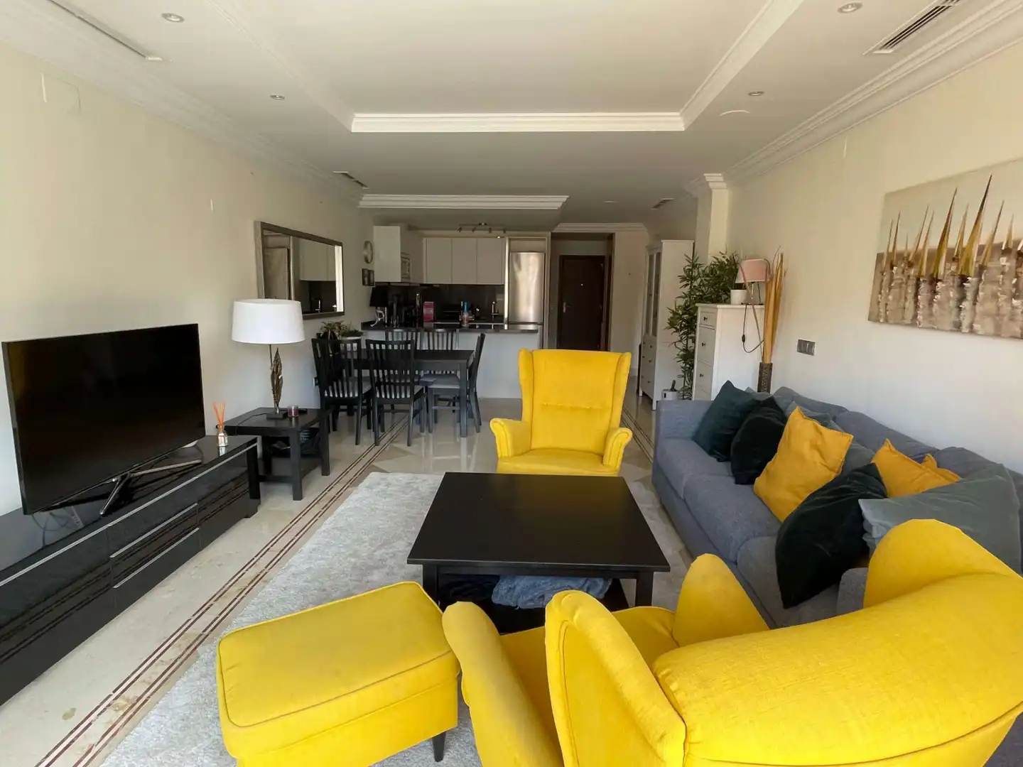 Sala d'estar de Apartament en venda en Marbella amb Aire condicionat, Calefacció i Terrassa