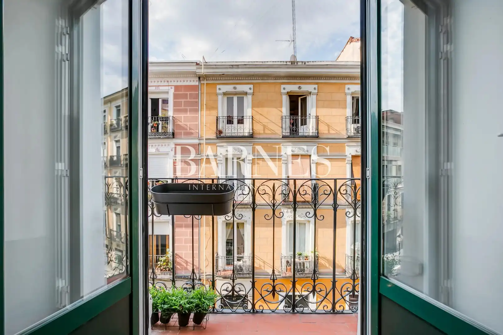 Exterior view of Flat for rent in Madrid  with Air Conditioner, Heating and Furnished