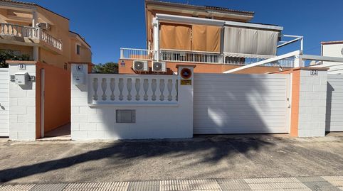 Foto 5 de Casa adosada en venta en Oliva Playa, Oliva