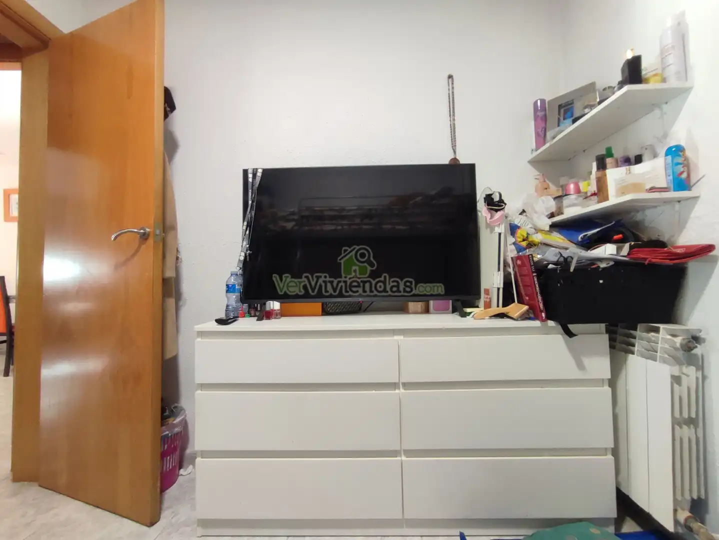 Bedroom of Flat for sale in Cornellà de Llobregat  with Air Conditioner, Heating and Oven