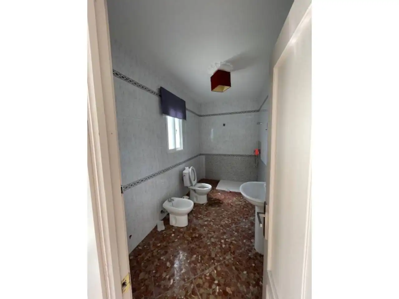 Baño de Casa o chalet en venta en Lucena con Terraza y Piscina