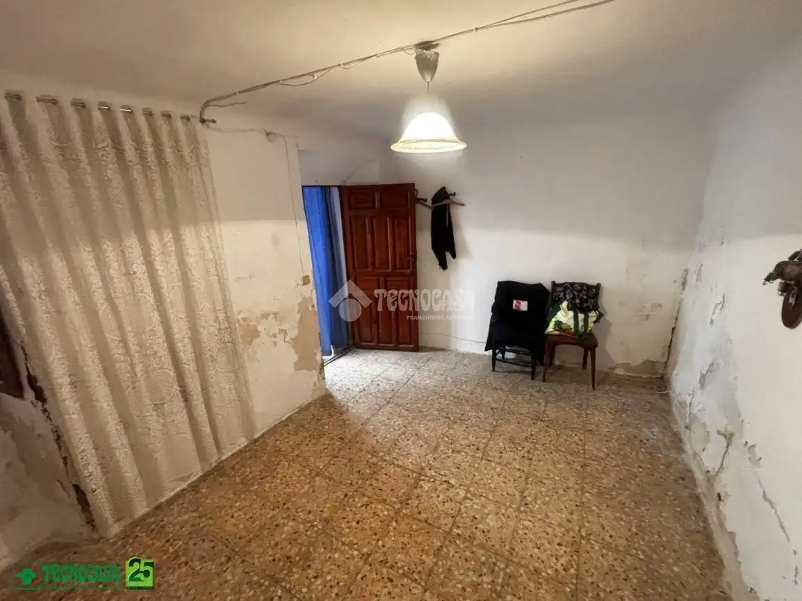Casa adosada en venta en Membrilla