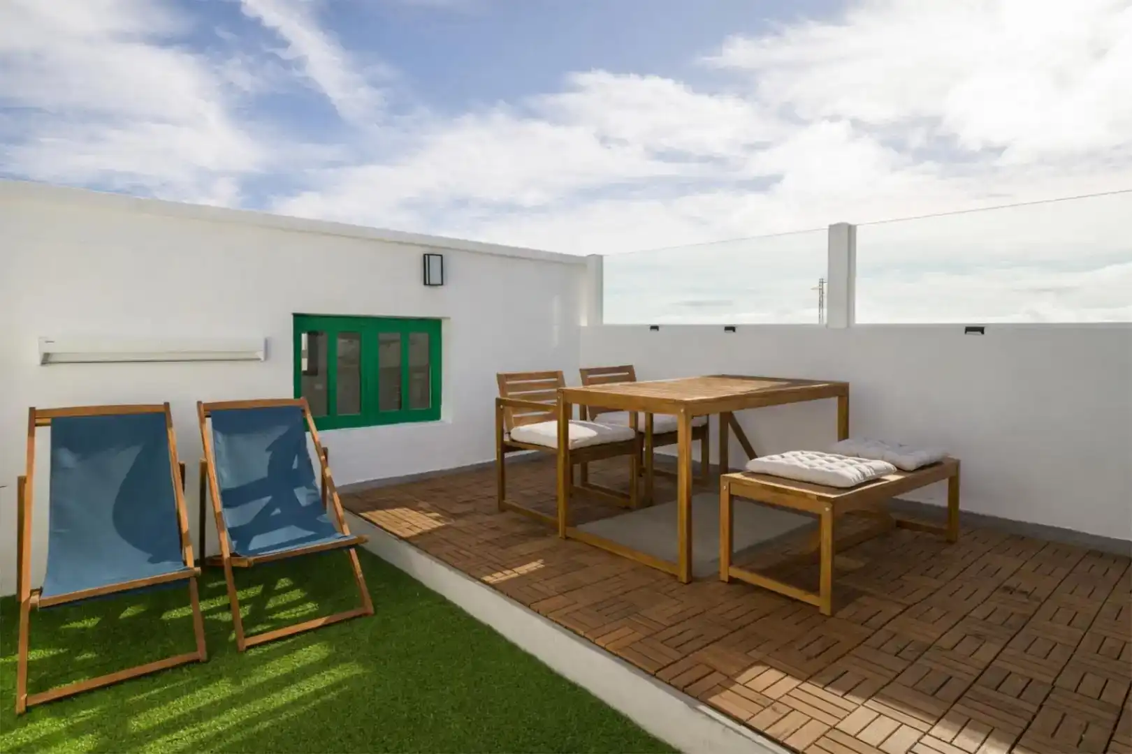 Terraza de Casa adosada en venta en Haría con Trastero, Horno y Lavadora