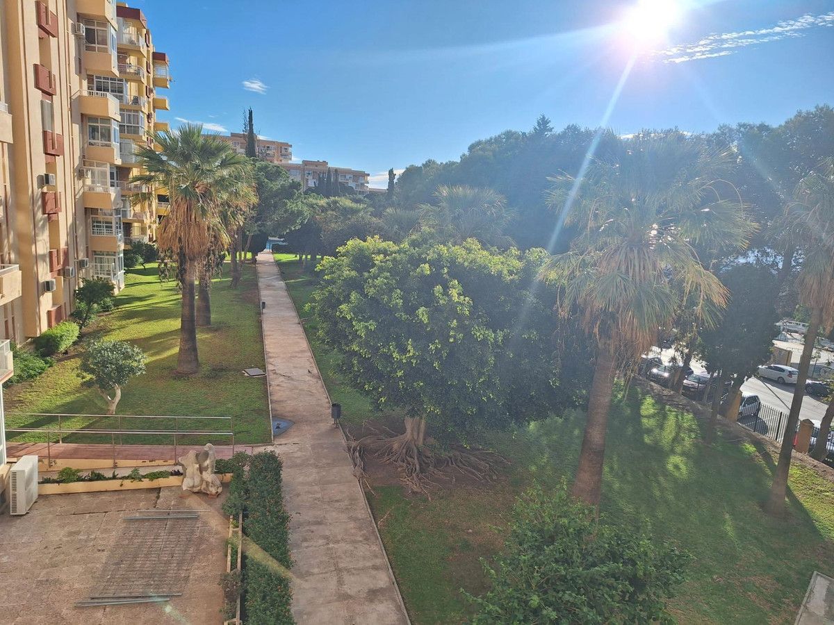 Exterior view of Study for sale in Benalmádena  with Air Conditioner, Heating and Swimming Pool