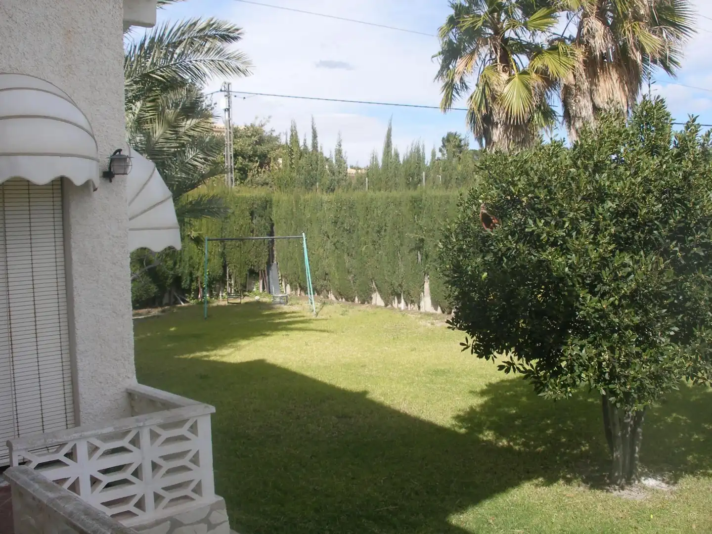 Villa con piscina in vendita a Calle de la encina, imagen 2