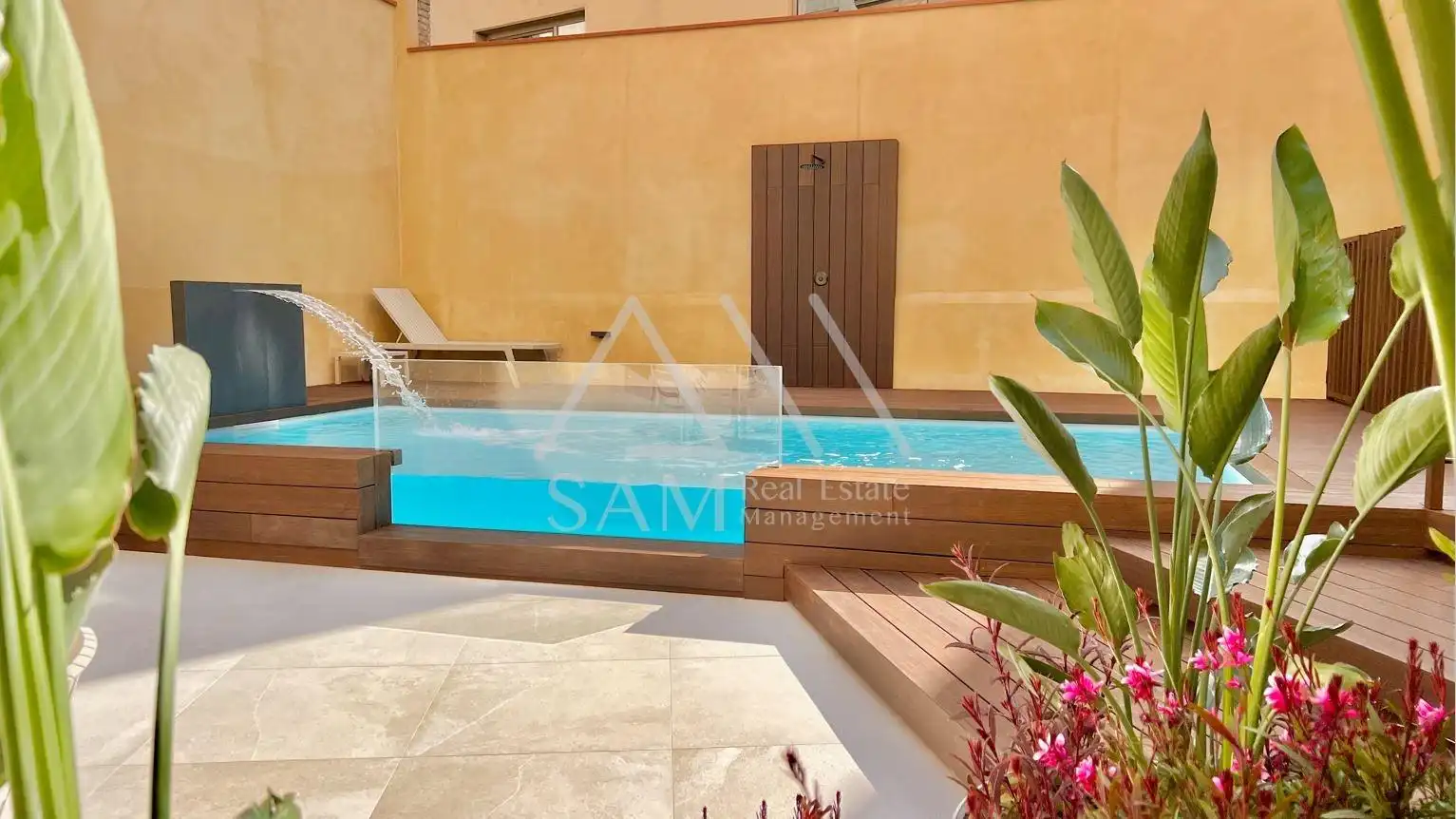 Piscina de Pis en venda en Barcelona amb Calefacció, Balcó i Piscina comunitària