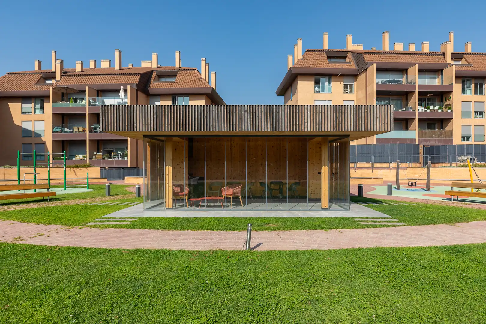 Exterior view of Flat for rent in Boadilla del Monte  with Air Conditioner, Heating and Oven