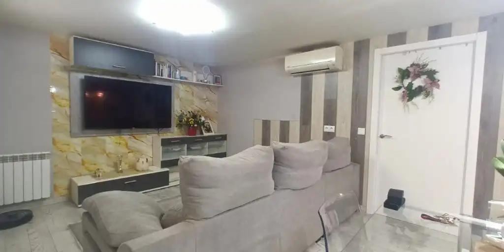 Living room of Duplexes for sale in Madrid  with Air Conditioner, Heating and Storage room